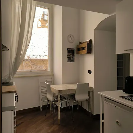 Apartment Strada Zonelli 3 *